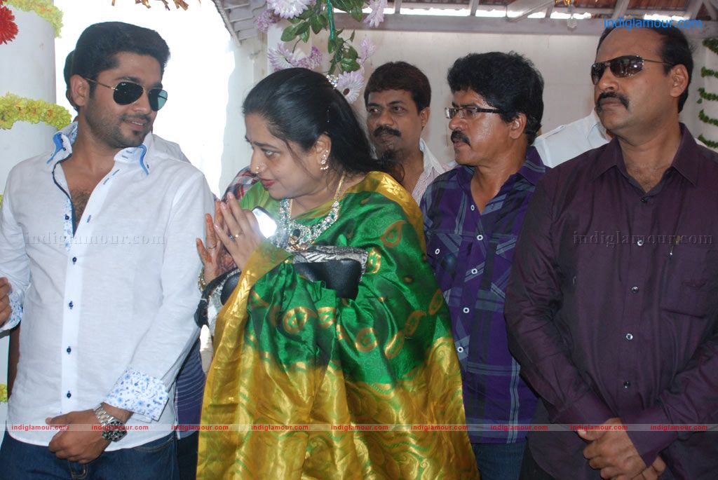 Ikovum 50 Pengalum Tamil Movie Launch Event hd photo