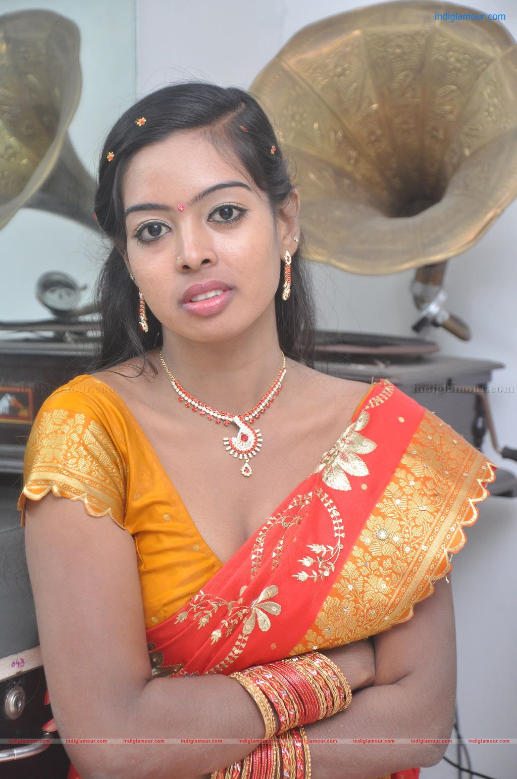 Iruvan Movie Team Interview Event hd photo