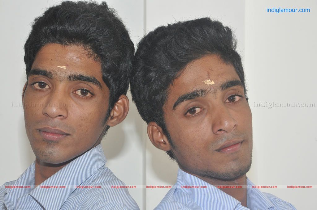 Iruvan Movie Team Interview Event hd photo