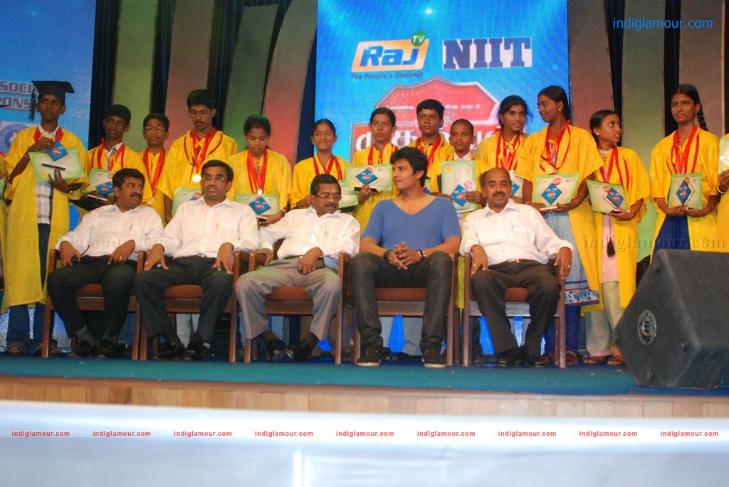 Raj TV Mudhalvan Awards 2012 Event hd photo