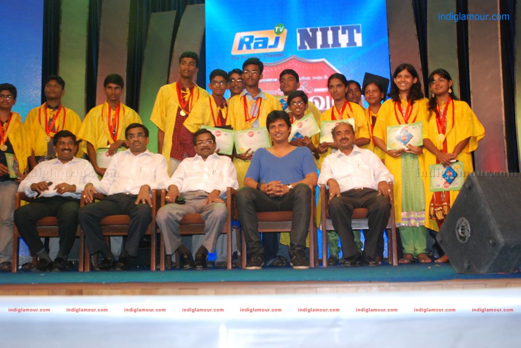 Raj TV Mudhalvan Awards 2012 Event hd photo