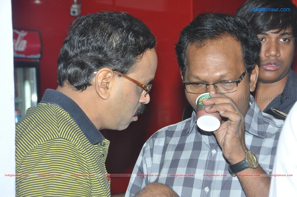 Thiruthani Audio Launch Event hd photo