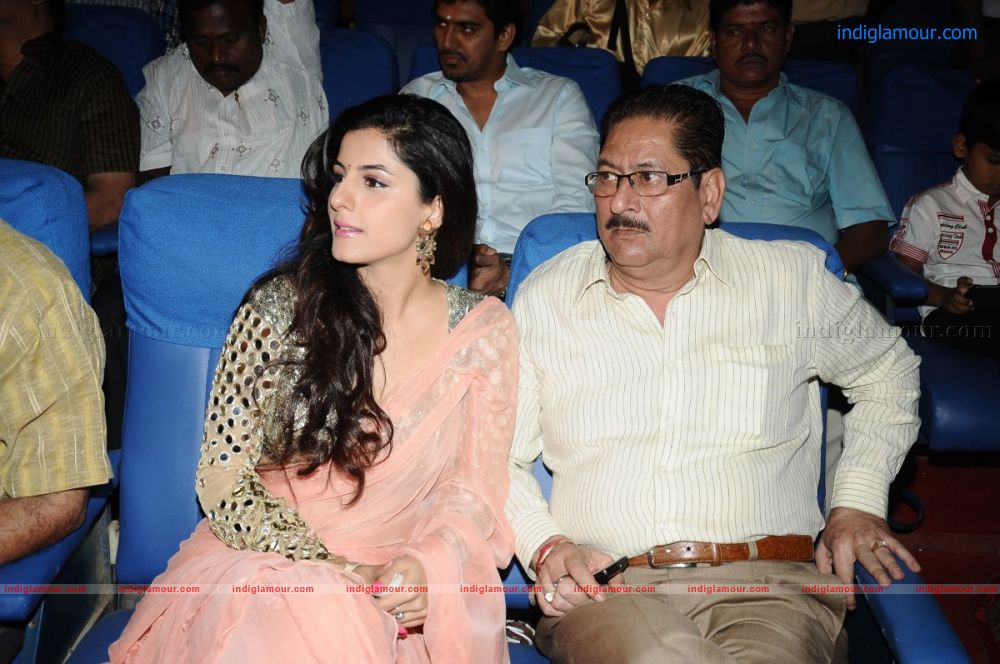 Thillu Mullu Movie Launch Event hd photo