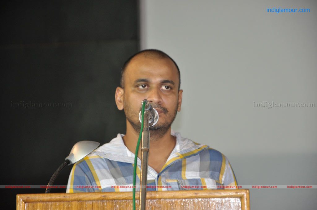 Uyir Mozhi Movie Press Meet Event hd photo