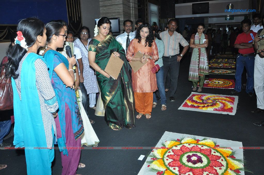 Parvathy and Rupa Manjari at Pookalam Contest Event hd photo