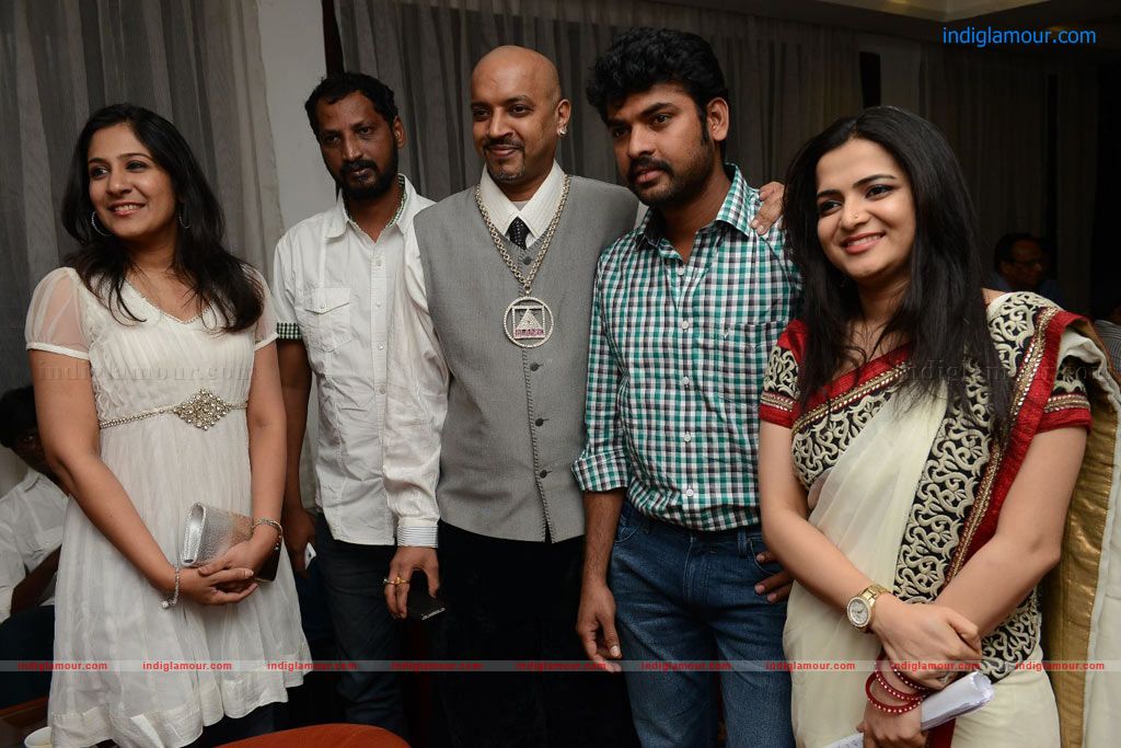 Moondru Per Moondru Kaadhal Movie Audio Launch Event hd photo