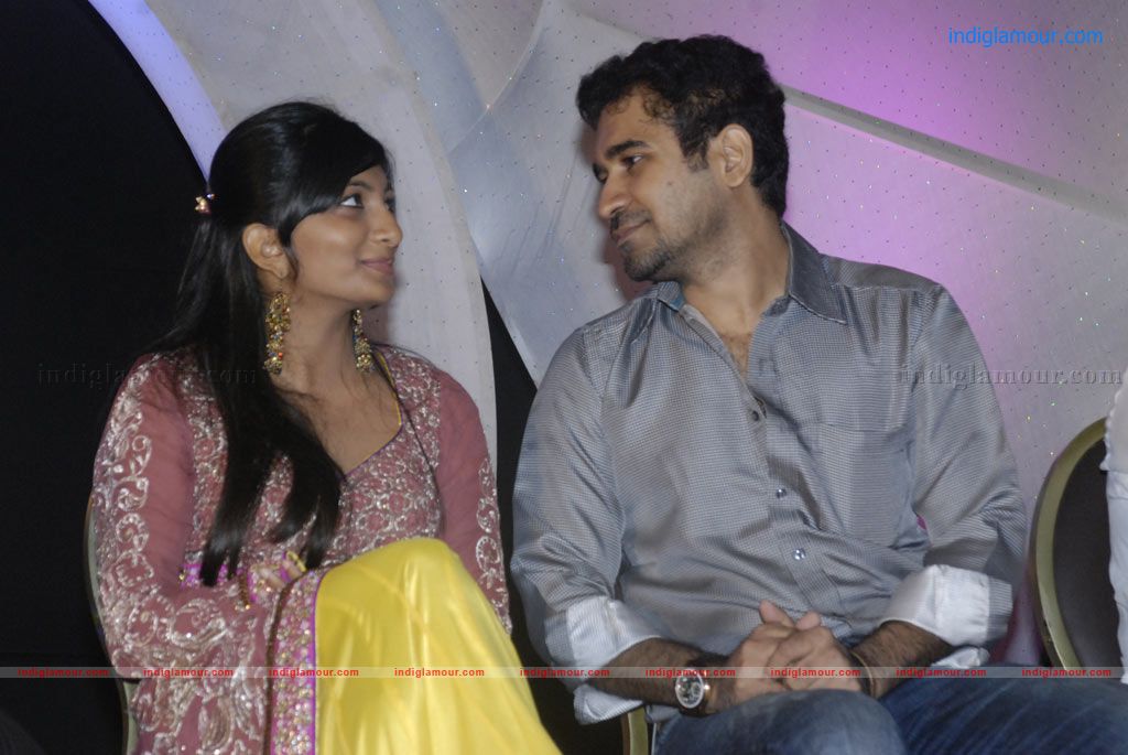 Sattam Oru Iruttarai Audio Launch Stills Event hd photo