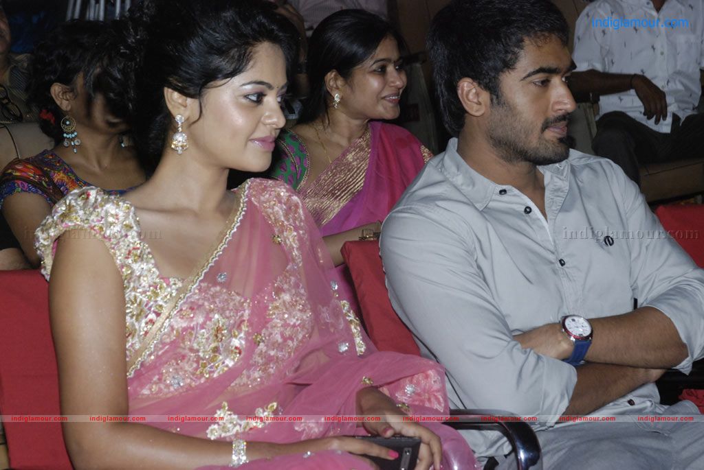 Sattam Oru Iruttarai Audio Launch Stills Event hd photo