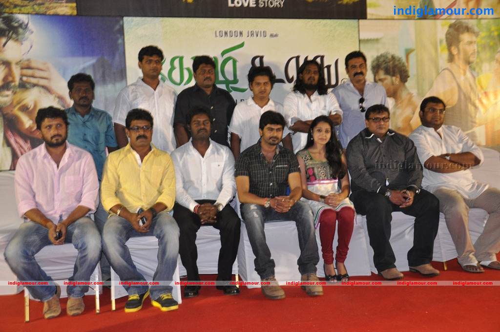 Kozhi Koovuthu Movie Press Meet Event hd photo