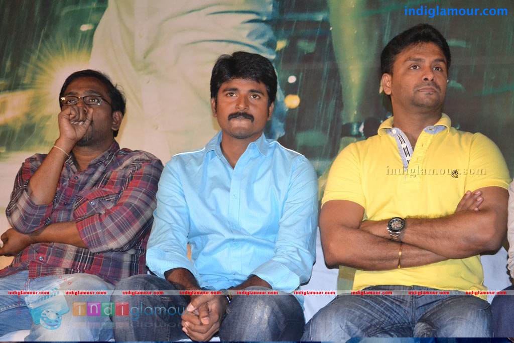 Naan Rajavaga Pogiren Movie Audio Launch Photos  Event hd photo