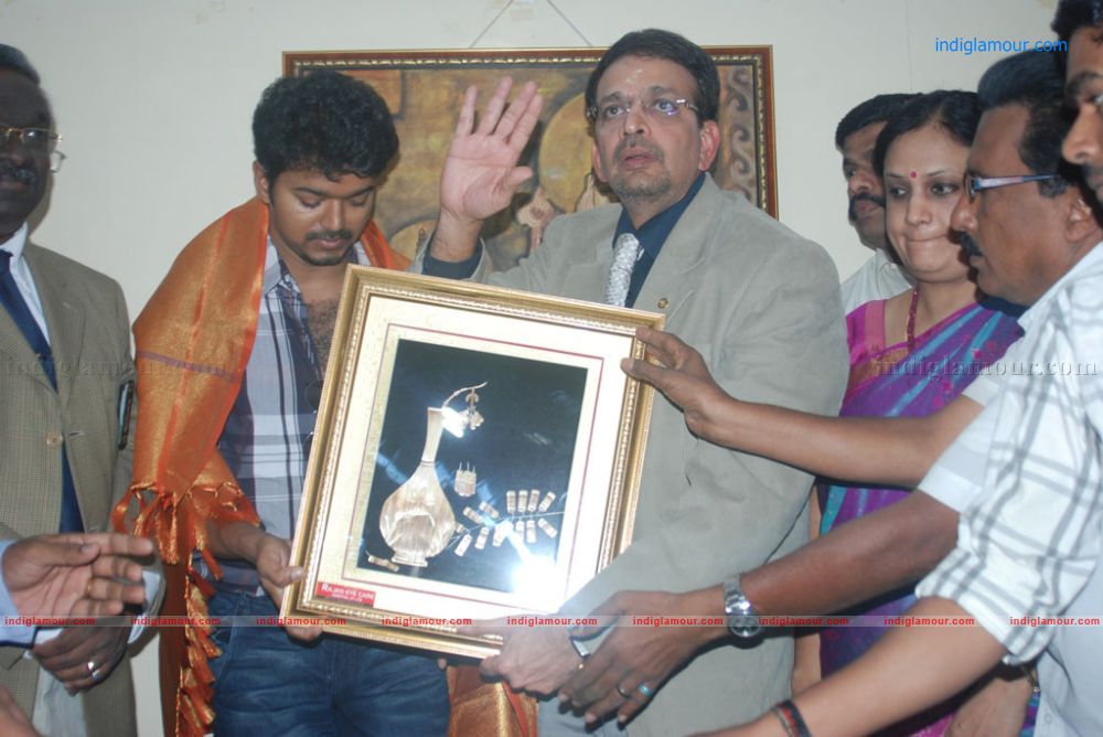 Vijay Inauguration On Rajan Eye Care Hospital stills Event hd photo