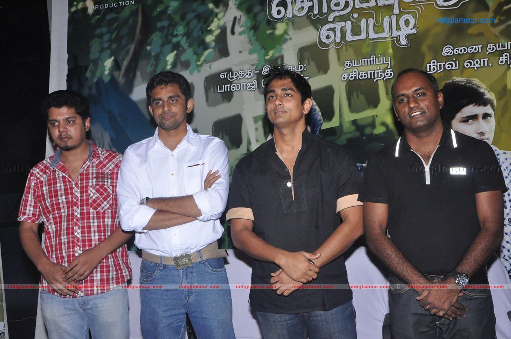 Kadhalil Sodhapuvadu Yeppadi movie Press Meet Event hd photo