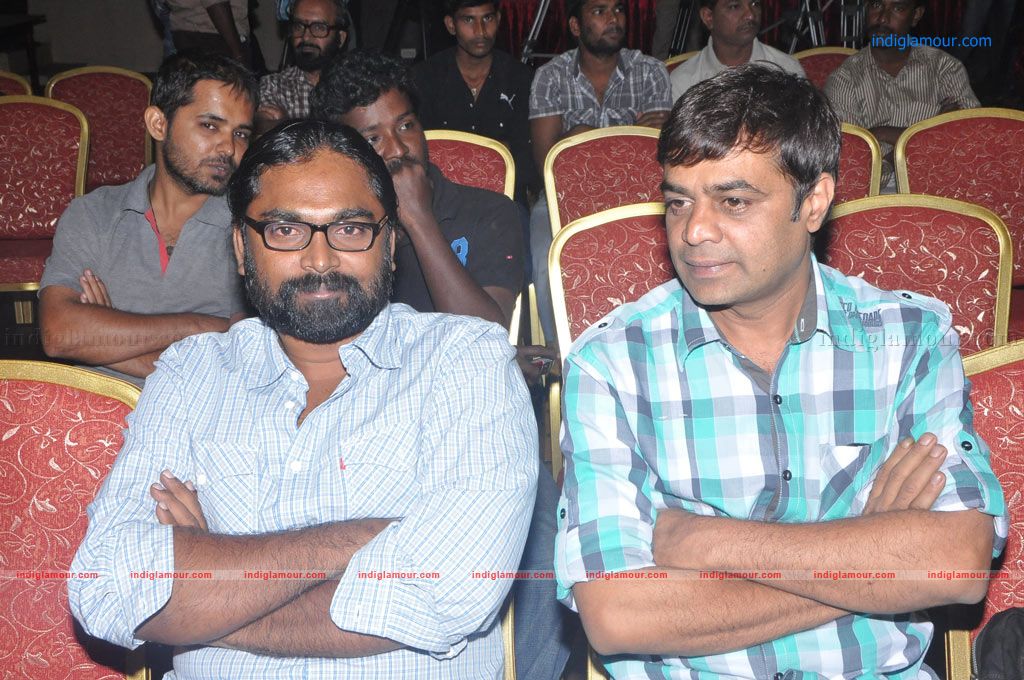 Yaarukku Theriyum Audio Launch Event hd photo