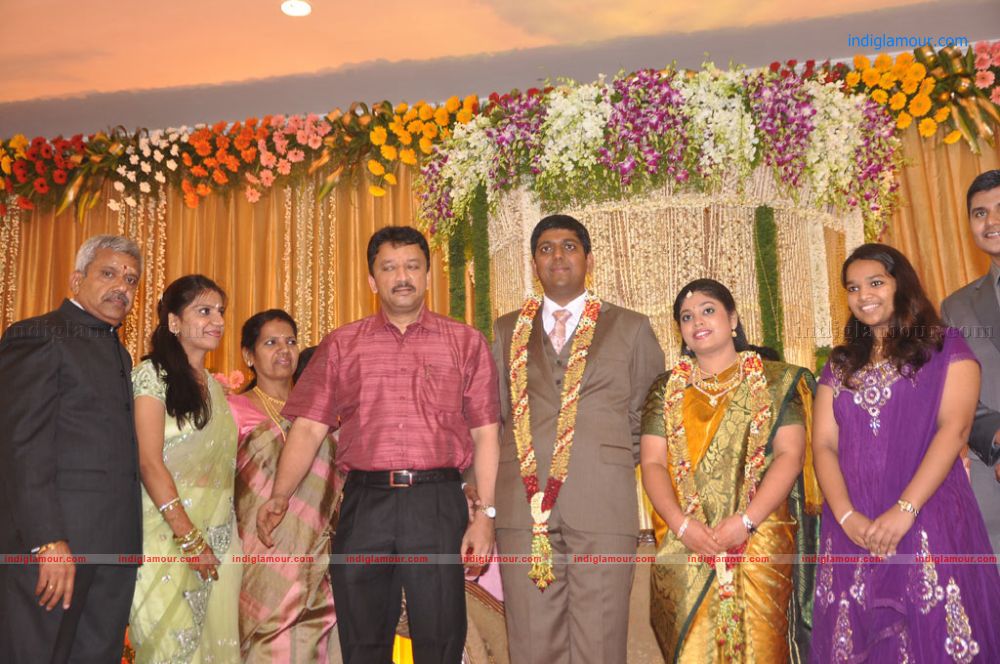 Four Frames Kalyanam son Satheesh Anjali Wedding Reception Stills Event hd photo