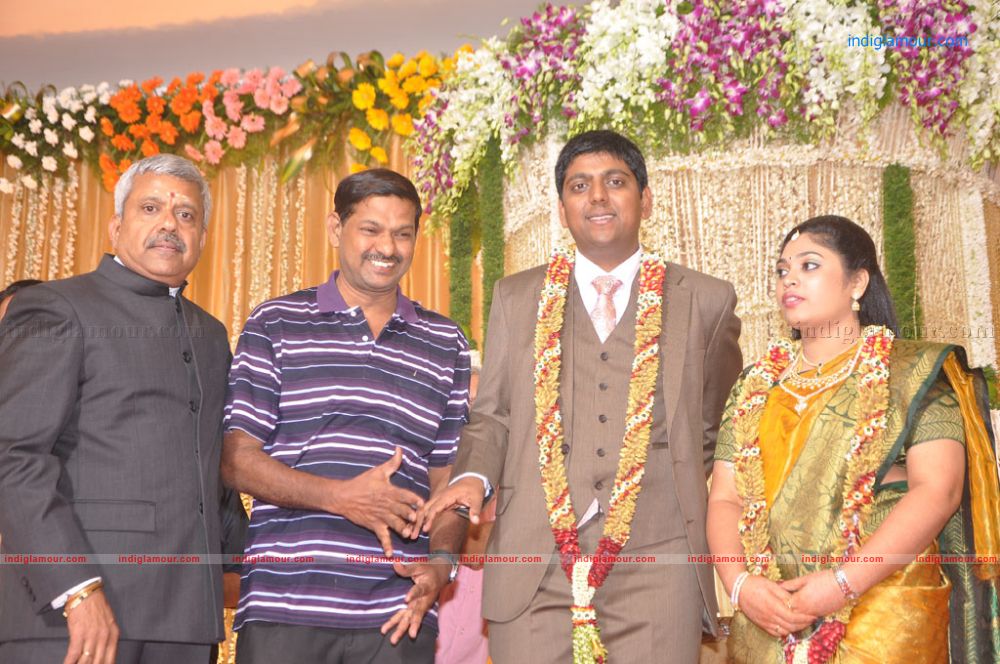 Four Frames Kalyanam son Satheesh Anjali Wedding Reception Stills Event hd photo