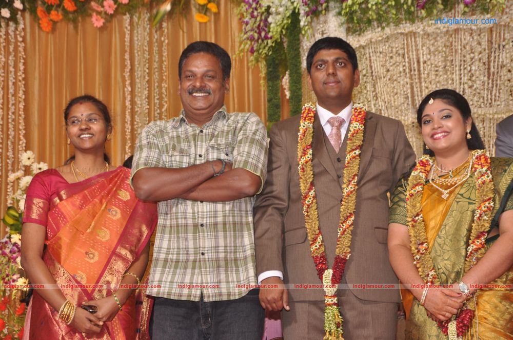 Four Frames Kalyanam son Satheesh Anjali Wedding Reception Stills Event hd photo