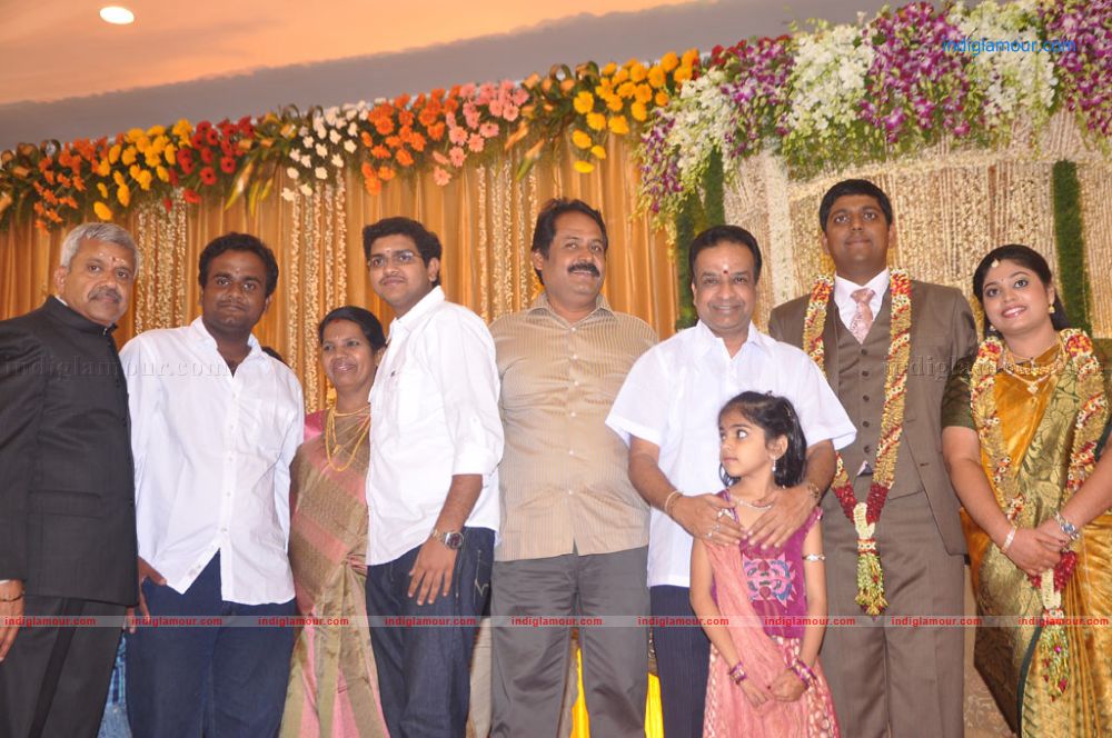 Four Frames Kalyanam son Satheesh Anjali Wedding Reception Stills Event hd photo