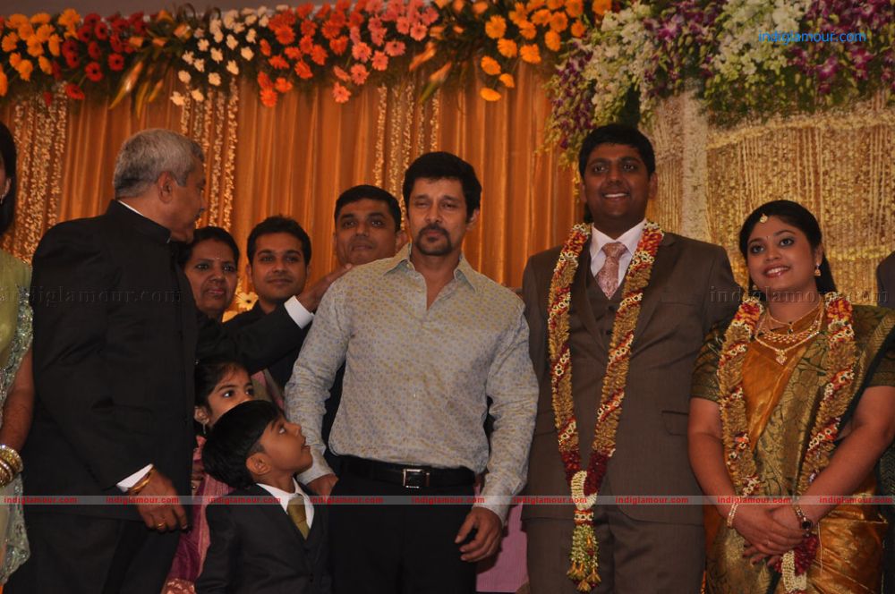 Four Frames Kalyanam son Satheesh Anjali Wedding Reception Stills Event hd photo