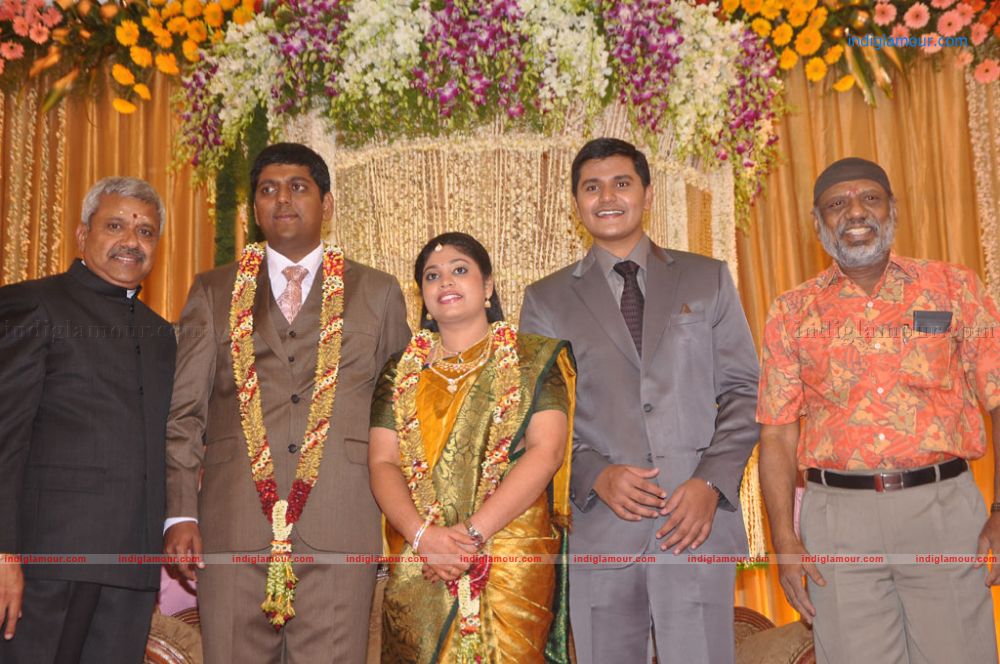 Four Frames Kalyanam son Satheesh Anjali Wedding Reception Stills Event hd photo