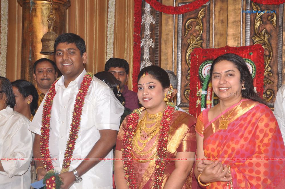 Four Frames Kalyanam son Satheesh Anjali Wedding Stills Event hd photo