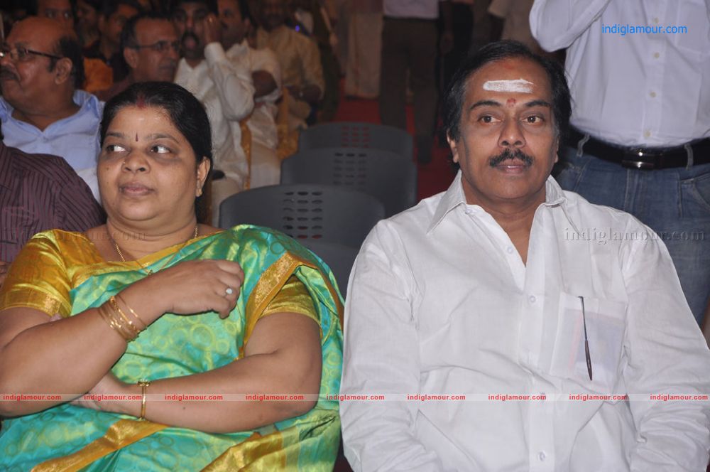 Four Frames Kalyanam son Satheesh Anjali Wedding Stills Event hd photo
