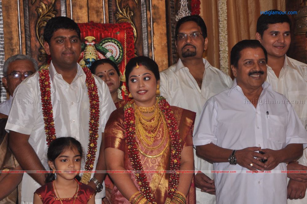 Four Frames Kalyanam son Satheesh Anjali Wedding Stills Event hd photo