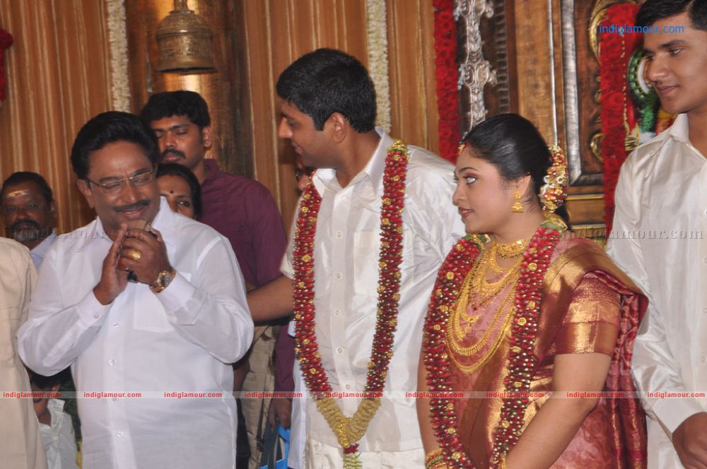 Four Frames Kalyanam son Satheesh Anjali Wedding Stills Event hd photo