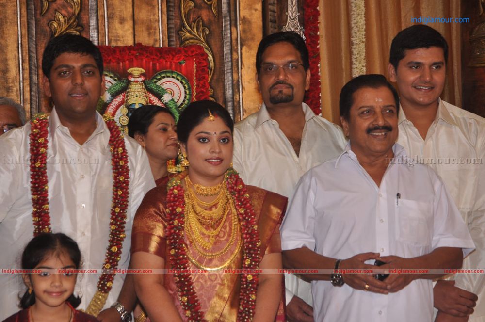 Four Frames Kalyanam son Satheesh Anjali Wedding Stills Event hd photo