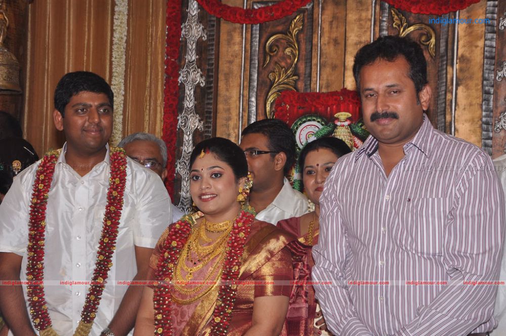 Four Frames Kalyanam son Satheesh Anjali Wedding Stills Event hd photo