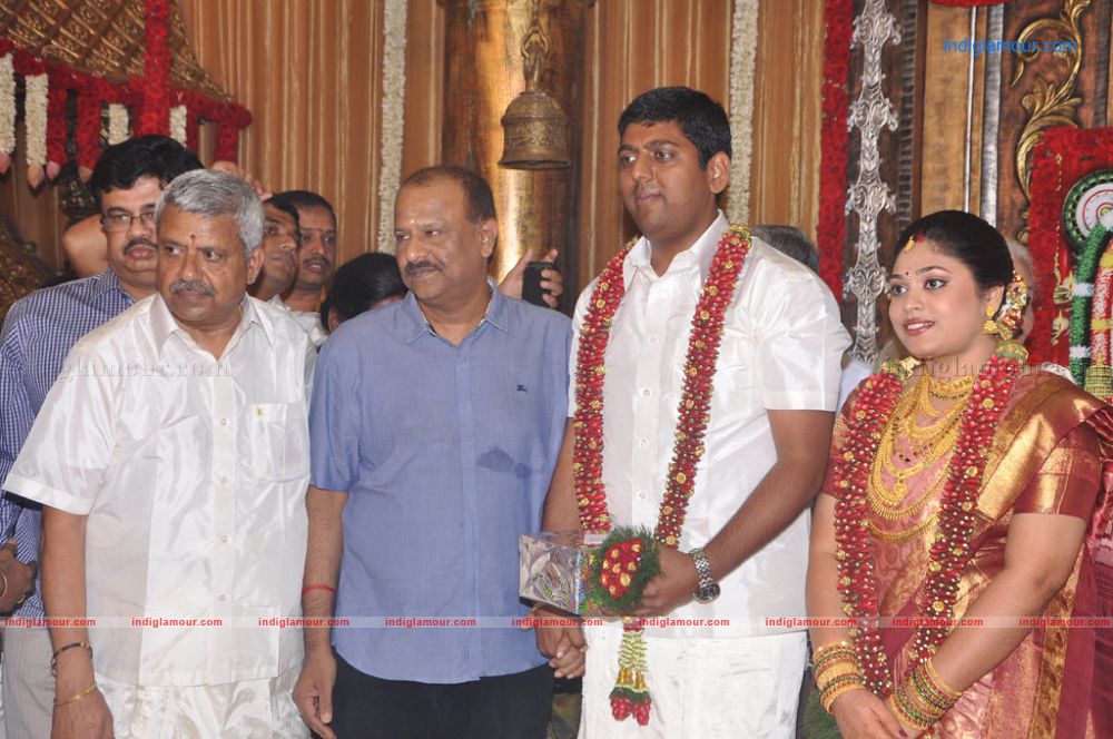 Four Frames Kalyanam son Satheesh Anjali Wedding Stills Event hd photo