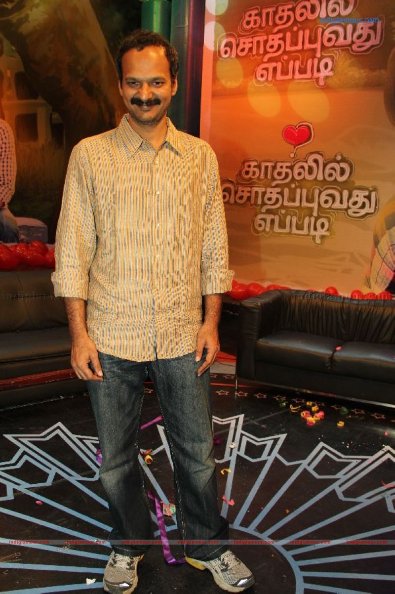Kadhalil Sodhapuvadu Yeppadi Audio Launch Stills Event hd photo