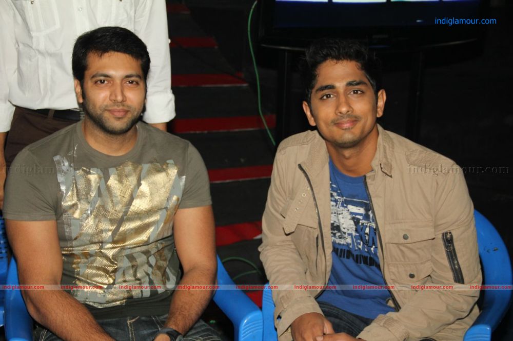Kadhalil Sodhapuvadu Yeppadi Audio Launch Stills Event hd photo
