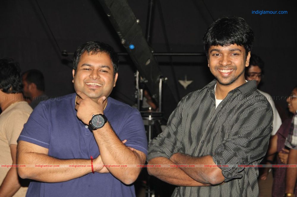 Kadhalil Sodhapuvadu Yeppadi Audio Launch Stills Event hd photo