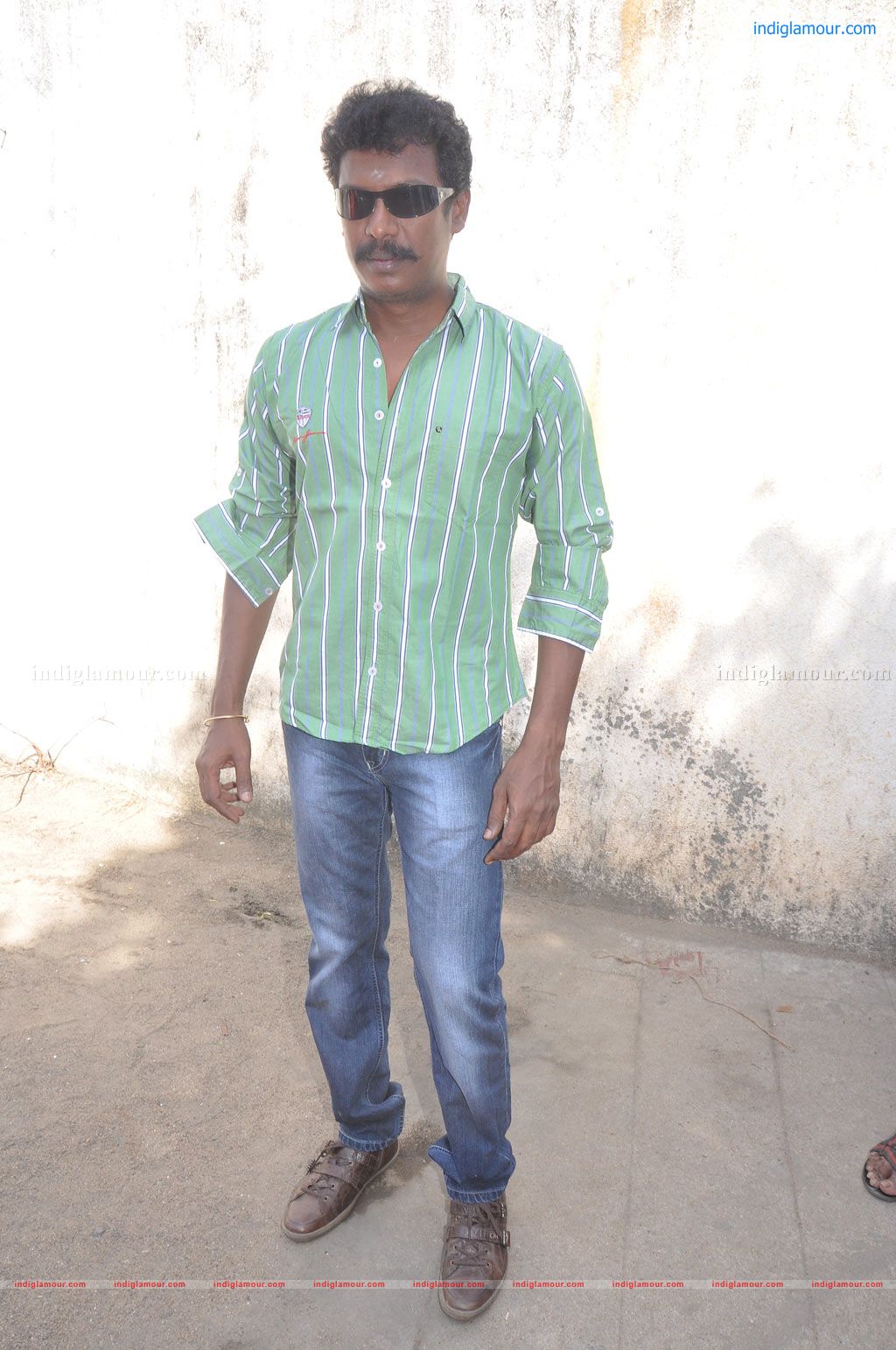 Nimirndhu Nil Tamil Movie Launch Event hd photo