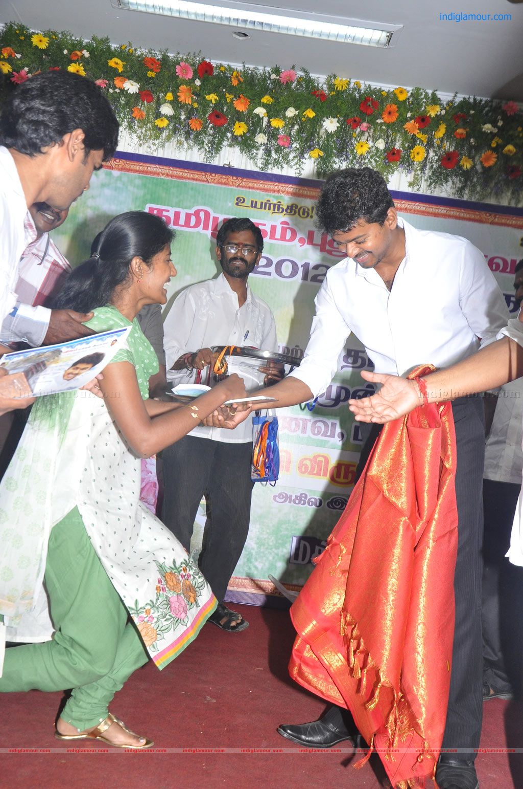 Vijay Education Awards 2012 Event hd photo