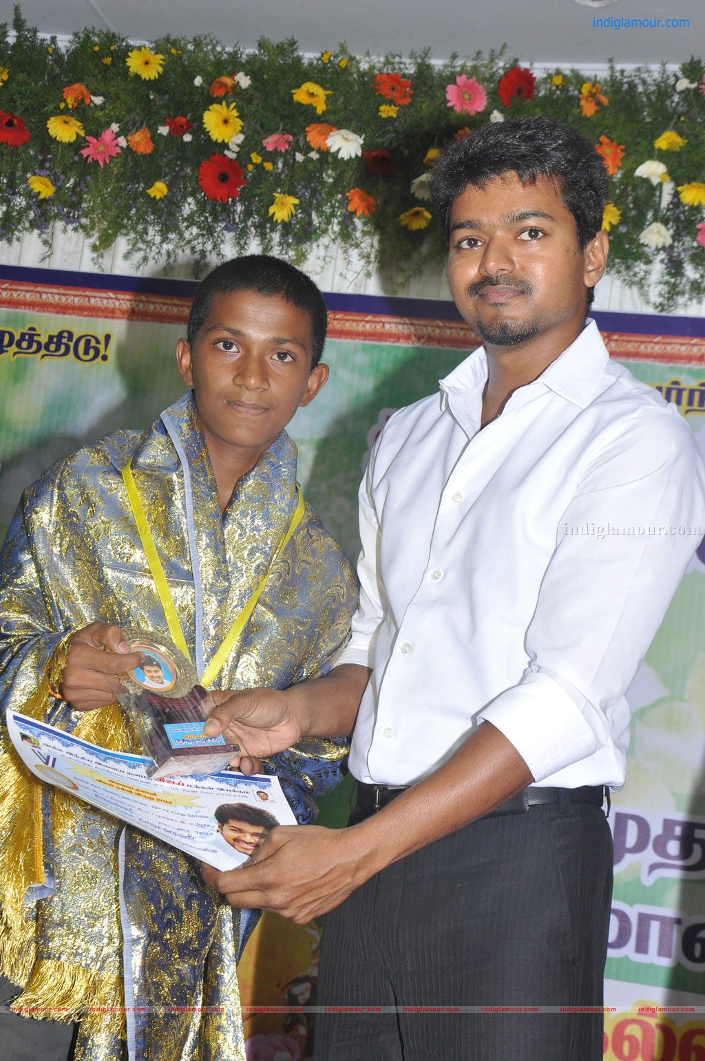Vijay Education Awards 2012 Event hd photo