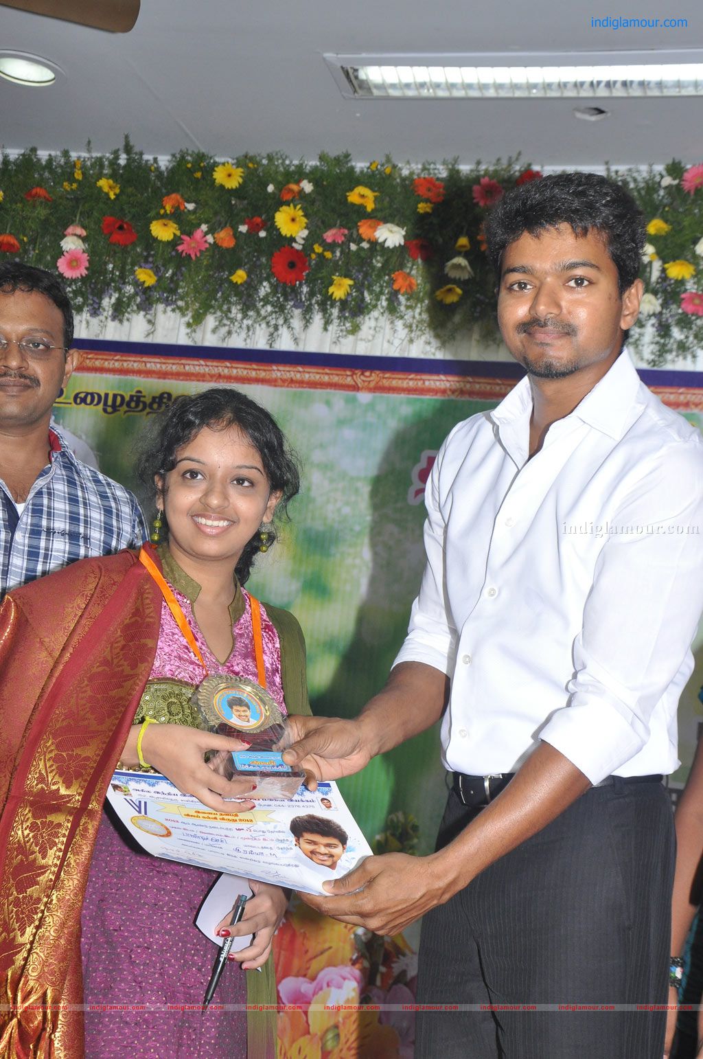 Vijay Education Awards 2012 Event hd photo