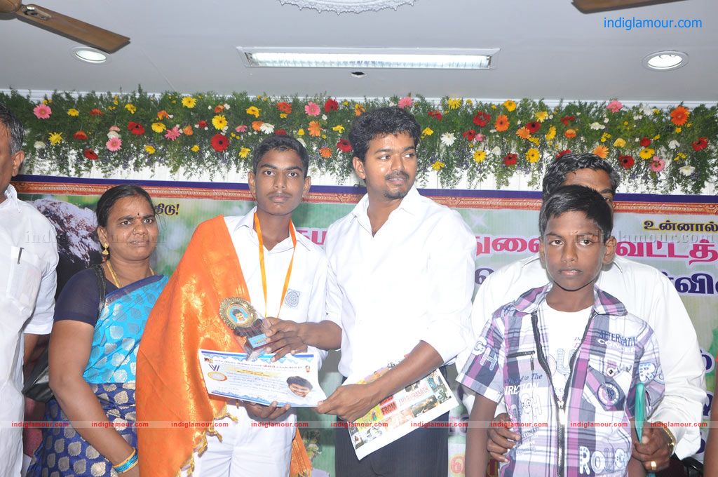Vijay Education Awards 2012 Event hd photo