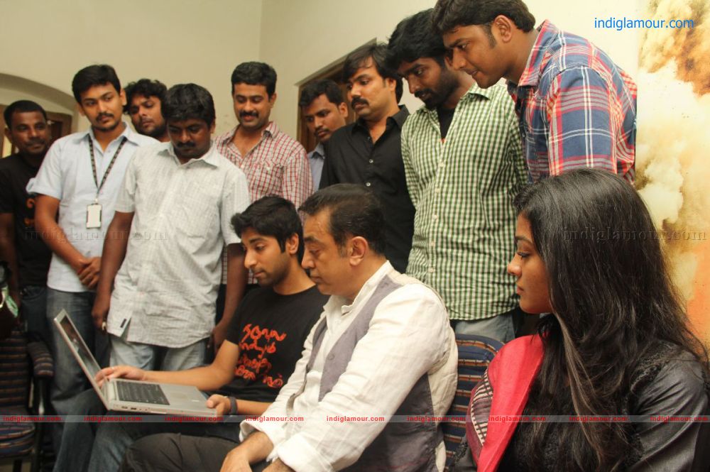 Naduvula Konjam Pakkatha Kaanom Audio Launch Stills Event hd photo