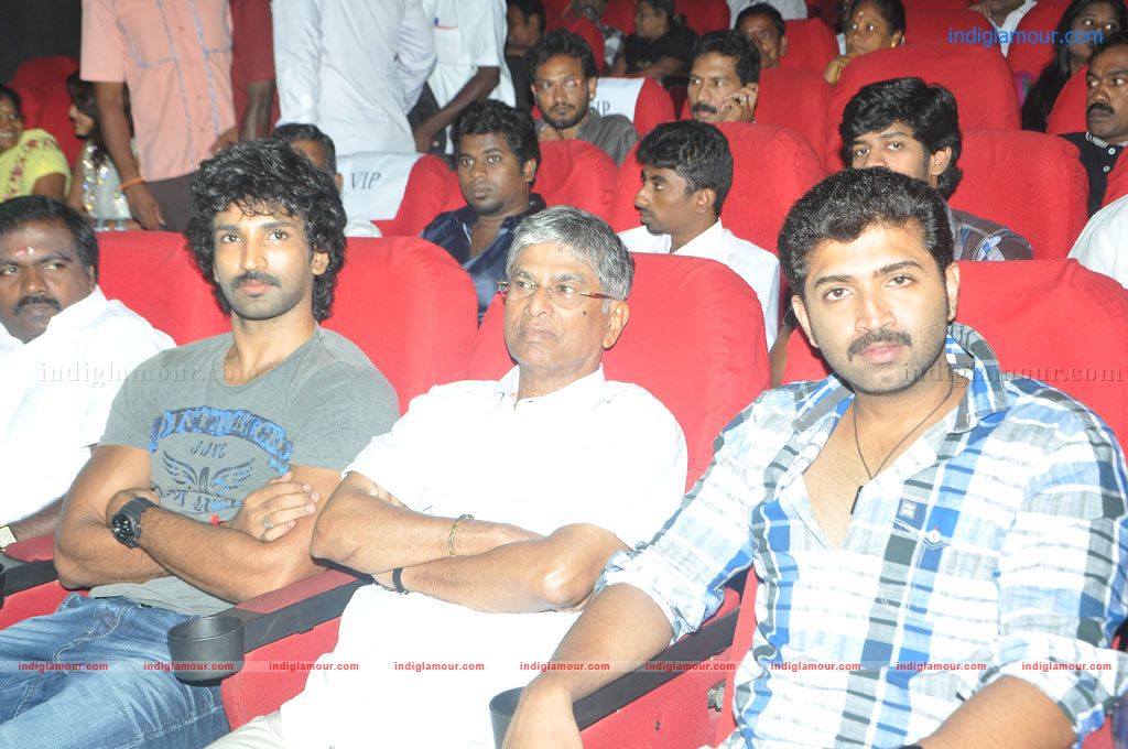Vettaiyaadu Movie Audio Launch Event hd photo
