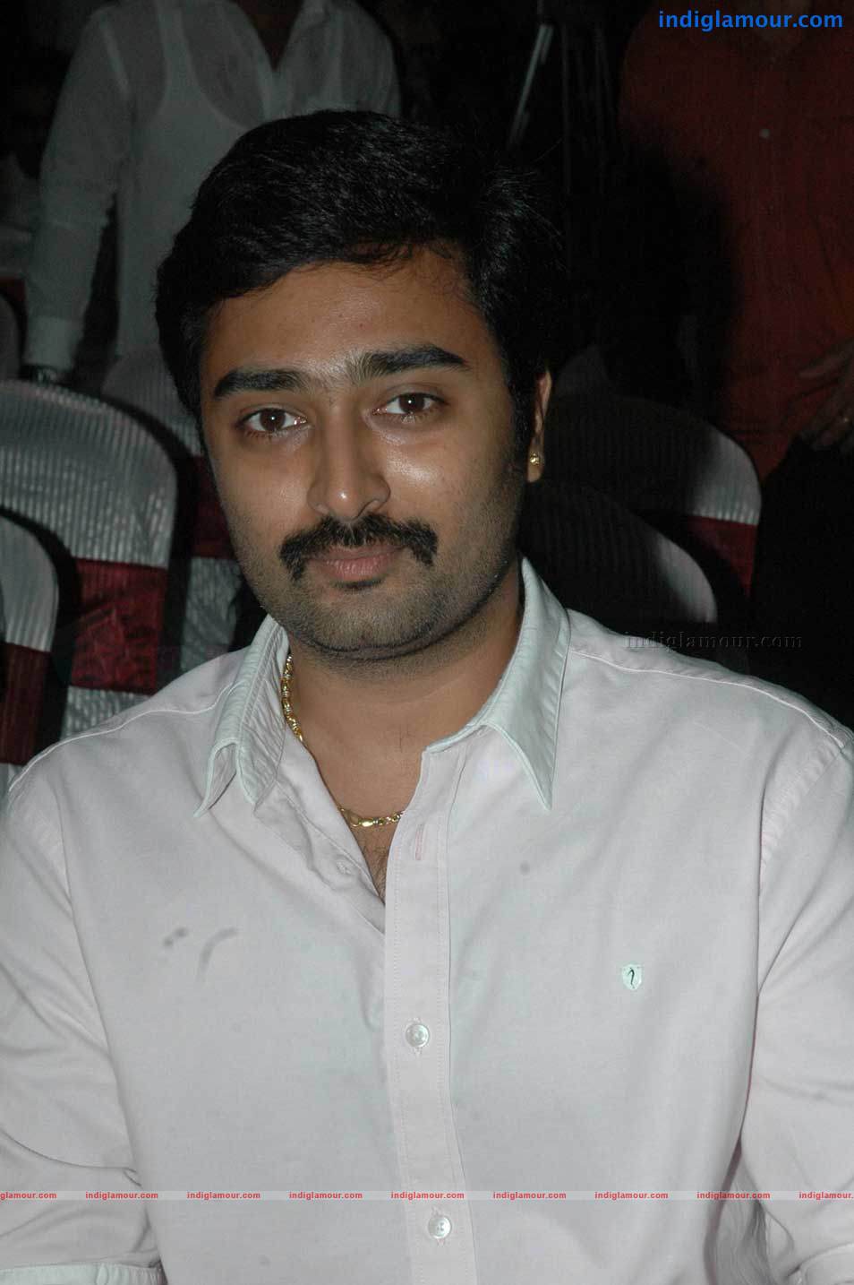 Sneha And Prasanna At Beacon Tour Stills Event hd photo