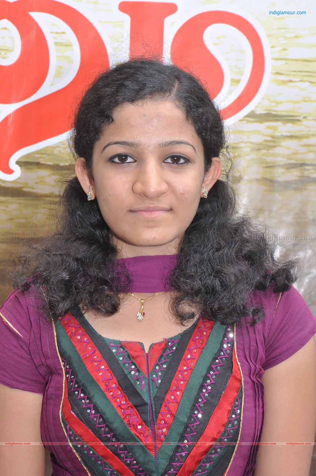 Idhu Oru Kadhal Puthumai Movie Launch Event hd photo