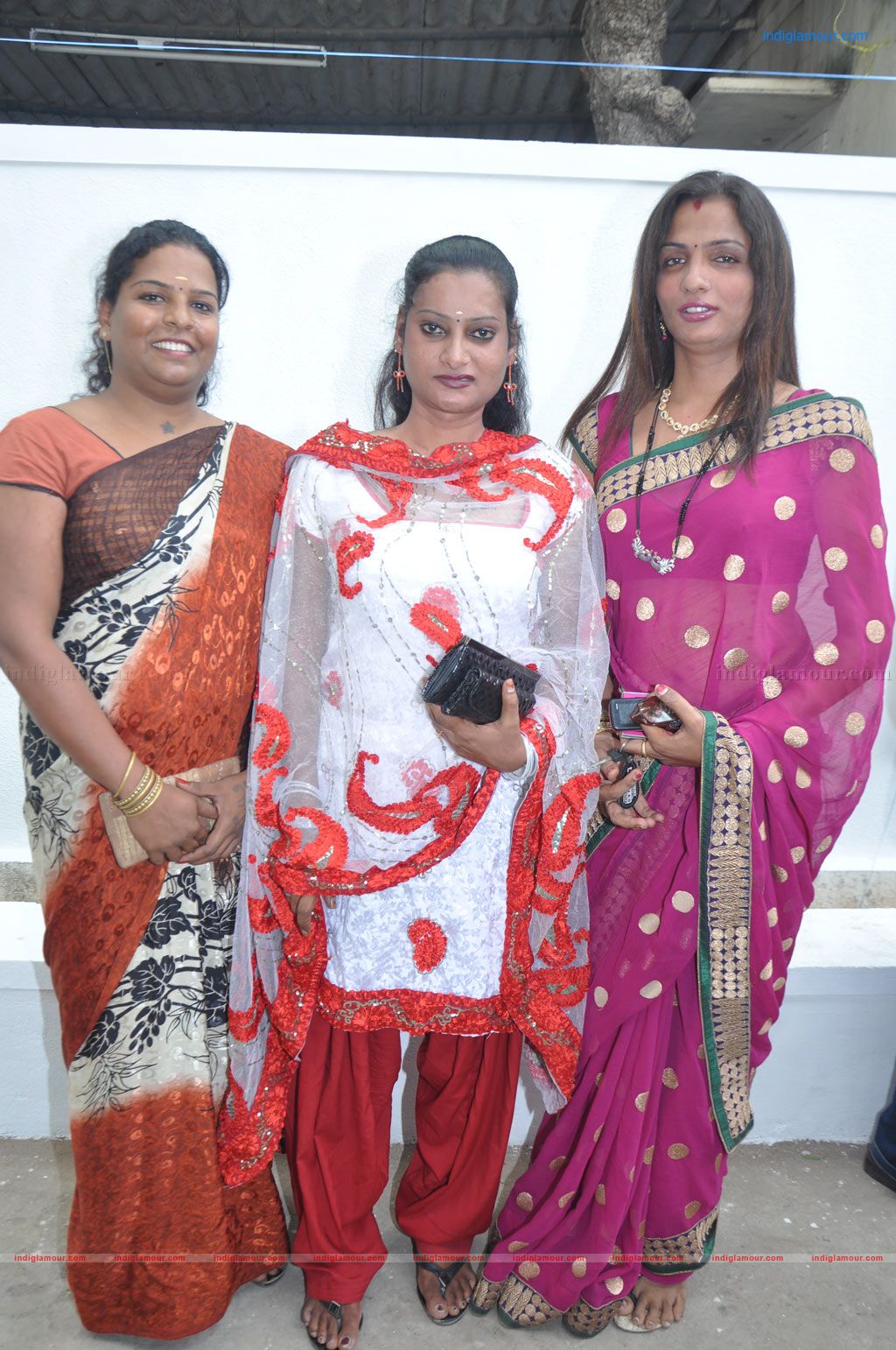 Idhu Oru Kadhal Puthumai Movie Launch Event hd photo