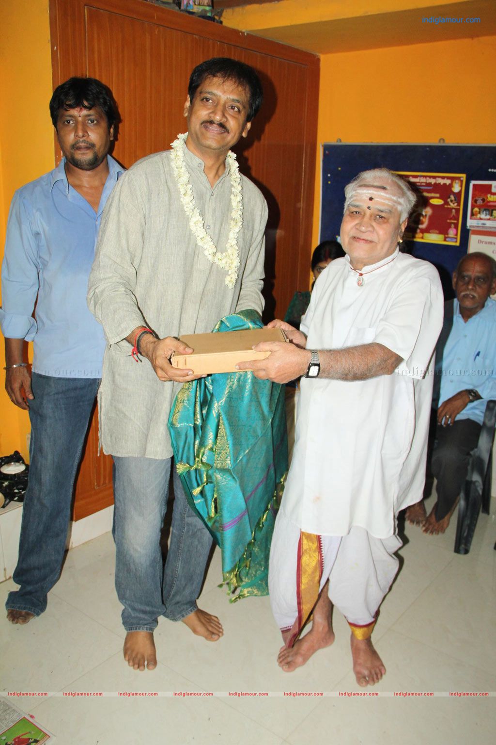 Nirnayam Movie Launch Event hd photo