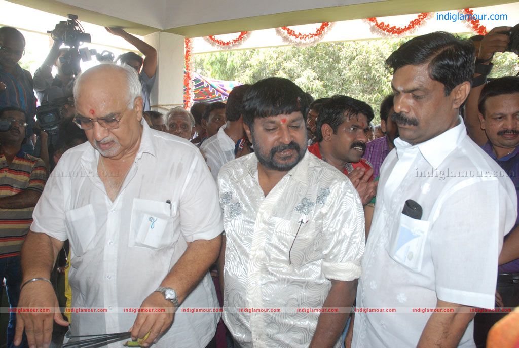 Chutty Paiyanum Nanghu Thirudargalum Movie launch Event hd photo