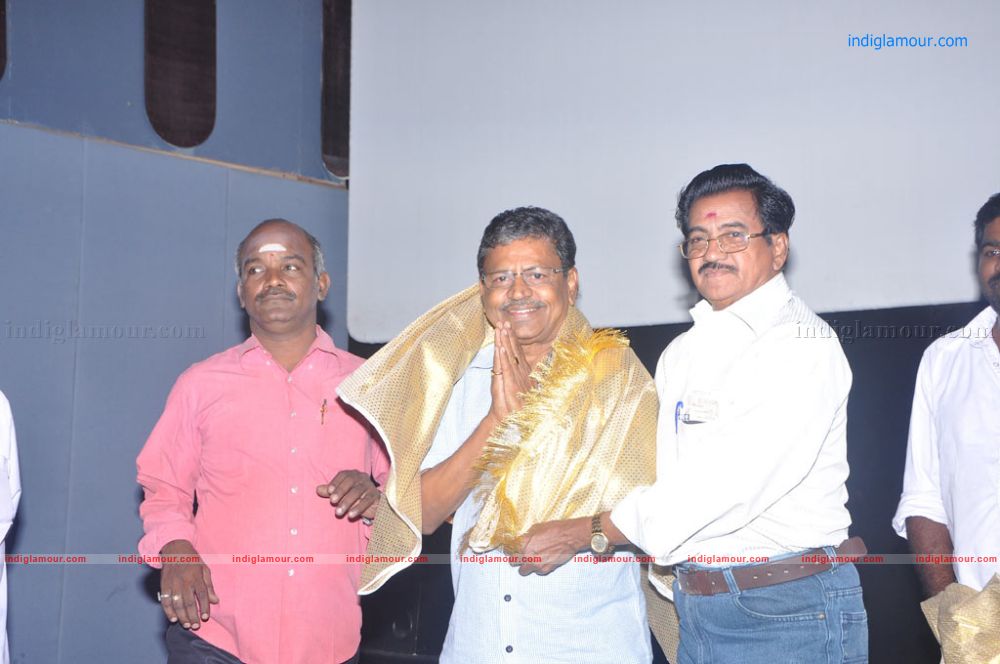 Kazhugu Movie Press meet Event hd photo