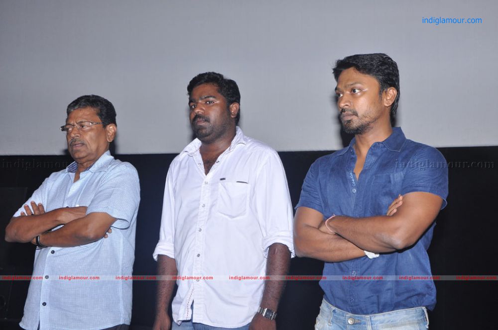 Kazhugu Movie Press meet Event hd photo