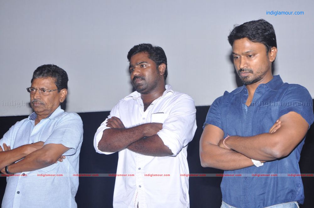 Kazhugu Movie Press meet Event hd photo