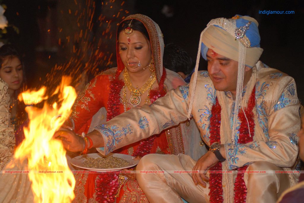 Reema Sen Marriage Photos Event hd photo