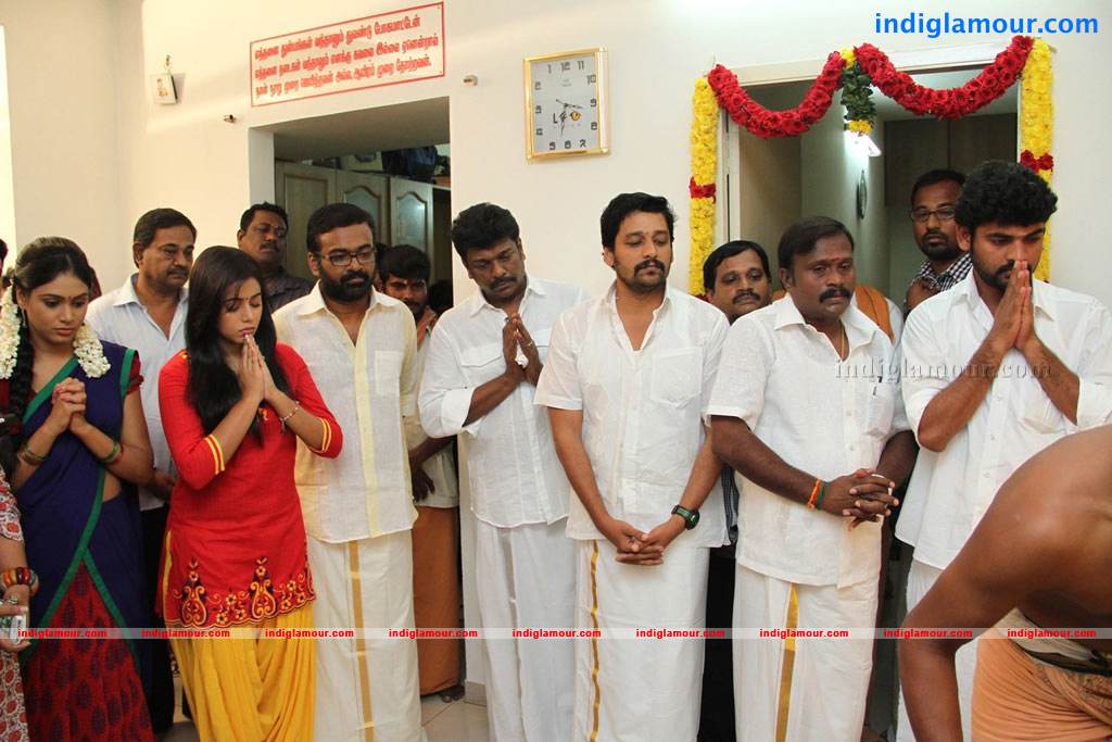 Director Karu Pazhaniappan's Jannal Ooram New Film Launch Event hd photo